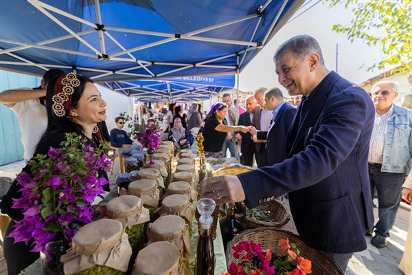 Başkan Tugay’dan Zeytin Festivali’nde markalaşma vurgusu
