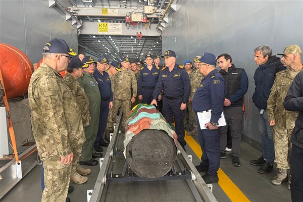 Türkiye’nin ilk yerli ve milli akıllı deniz dip mayını MALAMAN tanıtıldı