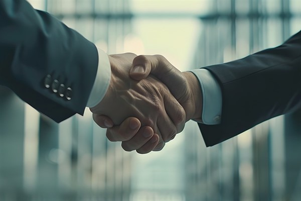 Gümrükçü, Polonya Milli Savunma Bakan Yardımcısı Zalewski ile görüştü