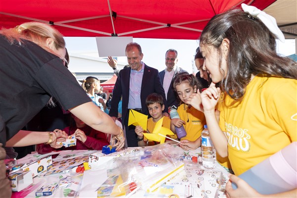 Başkan Seçer, ‘2. Mercan Bilim Şenliği’ne katıldı