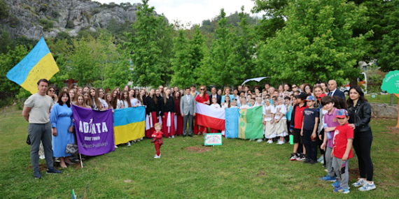 Marmaris Uluslararası Çocuk Festivali barış ve kardeşlik mesajıyla başladı