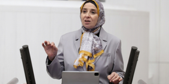 Esen: Dijital okuryazarlıkta asıl sorun ebeveynlerde