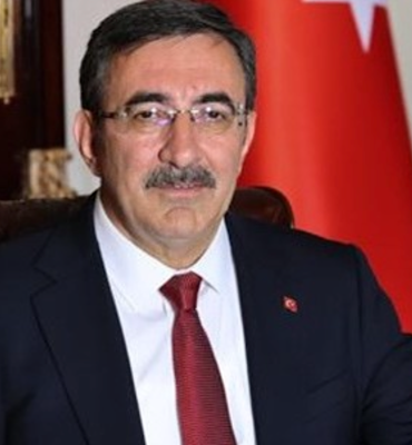 Yılmaz’dan Hürmüz mesajı: Diplomasi kalıcı barışın anahtarı
