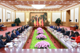 Çin Başbakanı Li’den İspanya’ya yatırım ve ticaret mesajı