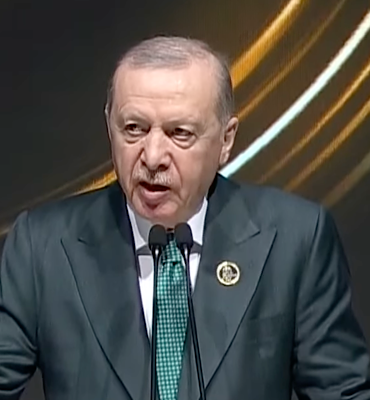 Erdoğan: Bugün dünya güç bunalımıyla birlikte, istikamet buhranı yaşıyor