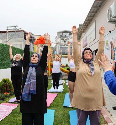 Gülşah Durbay Kadın Danışma Merkezi’nde yoga eğitimleri başladı