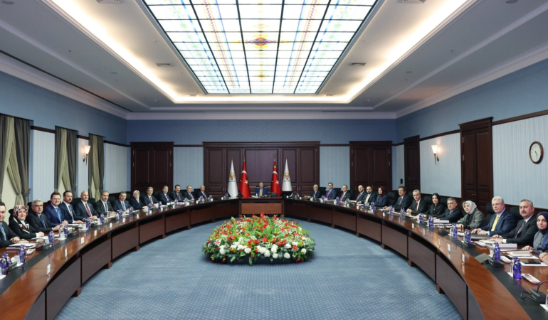 AK Parti MYK, Erdoğan başkanlığında toplandı