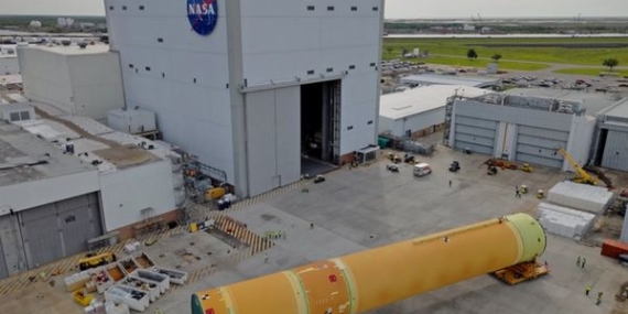 NASA, Artemis III ana aşamasını Kennedy Uzay Merkezi’ne gönderiyor