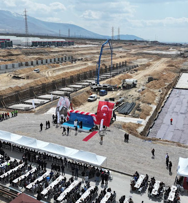 Niğde’de 682 yeni dükkan için temel atma töreni gerçekleştirildi