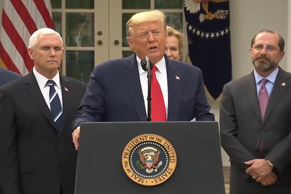 Trump: Beyaz Saray’daki güvenlikli salon projesi hızlandırılmalı