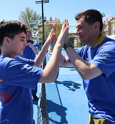 Marmaris’te Otizm Farkındalık Tenis Turnuvası düzenlendi