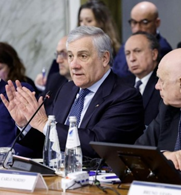 Tajani, Lübnan Cumhurbaşkanı Aoun ile görüştü