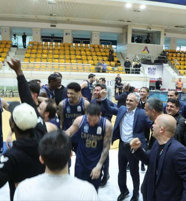 Çayırova Belediyesi Basketbol Takımı Süper Lig’e yükseldi