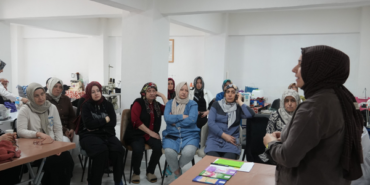 Kursiyerlere serviks ve meme kanseri farkındalık eğitimi verildi