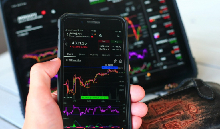 Yurt içi piyasalarda yön arayışı sürüyor