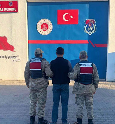 Batman’da aranan 3 şahıs yakalanarak tutuklandı