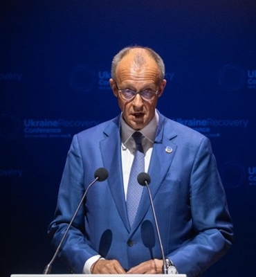 Merz: IP adresleri üç ay kayıt altına alınacak