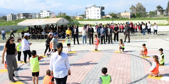 Arsuz’da Geleneksel Çocuk Oyunları Turnuvası başladı