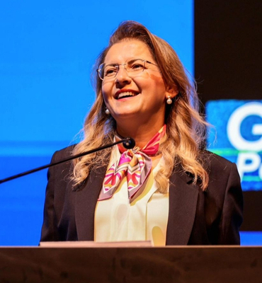 Ovalıoğlu: Bakırköy Belediyesi'nin 2 yıllık çalışmalarını açıkladı