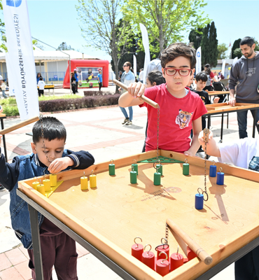 23 Nisan etkinlikleri kapsamında Antalya’da festival düzenlendi