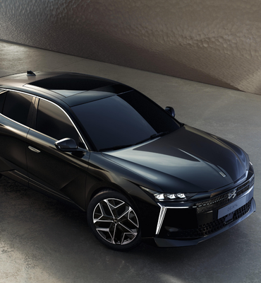 Fransız zarafetinin yeni ifadesi yeni DS N°4 Türkiye'de satışa sunuldu