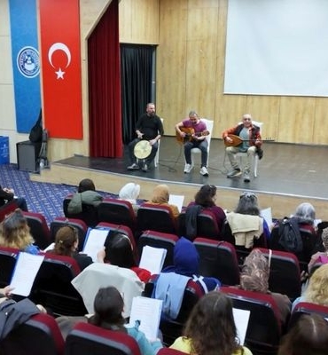 Kestel Belediyesi Türk Halk Müziği Korosu çalışmalarını sürdürüyor