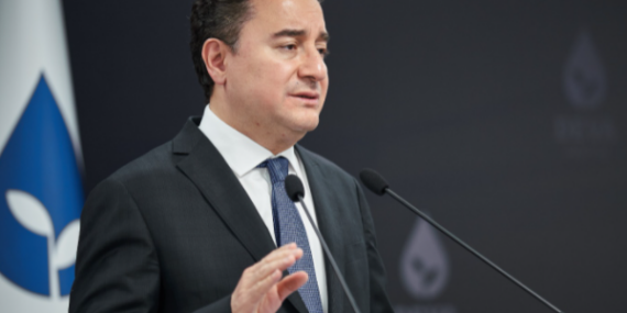 Babacan: Yeni bir siyasi alternatifin inşası gerekli