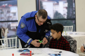 Derince Belediyesi’nden Polis Haftası’na özel çocuk atölyesi