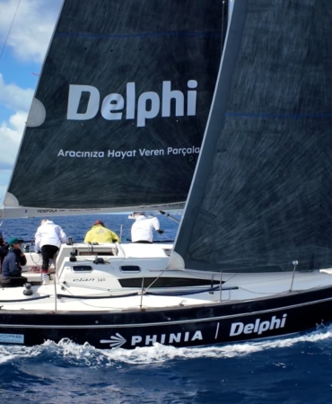 Delphi Türkiye, Yenifoça Yat Yelken Kulübü’nün sponsoru oldu
