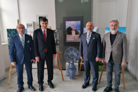 Başkan Kahveci, Kütahya Sergisi'ni ziyaret etti