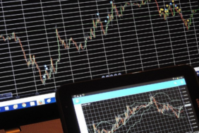 Jeopolitik gelişmeler ve şirket haberleri fiyatlamaları şekillendiriyor