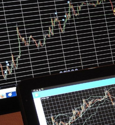 Jeopolitik gelişmeler ve şirket haberleri fiyatlamaları şekillendiriyor