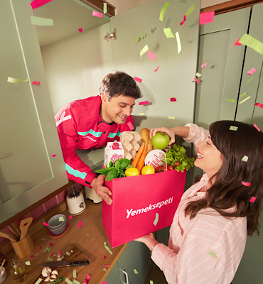 Yemeksepeti, 25 yıllık inovasyon yolculuğunu yeni reklam filmiyle kutluyor