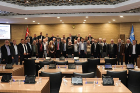 Kütahya’da Muhtarlar Toplantısı, Başkan Kahveci başkanlığında yapıldı