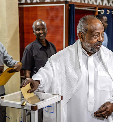 Xi Jinping’den Cibuti Cumhurbaşkanı Guelleh’e tebrik mesajı