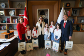 Bakırköy’de 23 Nisan töreni düzenlendi