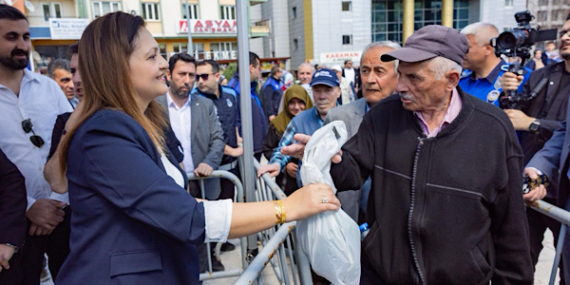 Afyon’da 420 bin adet fide vatandaşlara dağıtıldı