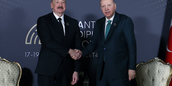 Aliyev ve Erdoğan Antalya Diplomasi Forumu’nda bir araya geldi