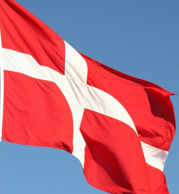 Danimarka, Hürmüz Boğazı’nın yeniden açılmasına ilişkin ortak bildiriyi imzaladı