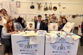 Başkan Kahveci, Kütahya Yöresel stantlarını ziyaret etti