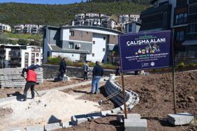 Gemlik’te yeşil alan ve peyzaj çalışmaları yürütülüyor