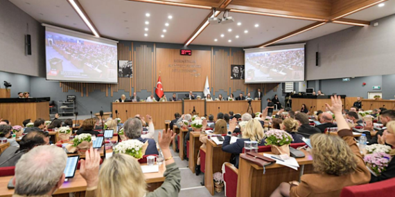 Büyükşehir Meclisi'nden okul saldırılarına kınama