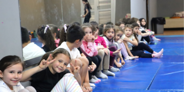 Çocuklar için ücretsiz spor eğitimleri sürüyor