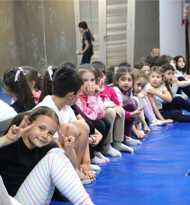 Çocuklar için ücretsiz spor eğitimleri sürüyor