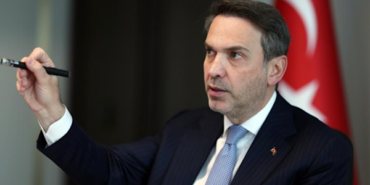 Bakan Bayraktar: Özel'in açıklamaları gerçek dışı ve siyasi manipülasyon