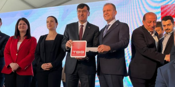 Kahveci: Kütahya Belediyesi’ne Beko Loder hibe edildi