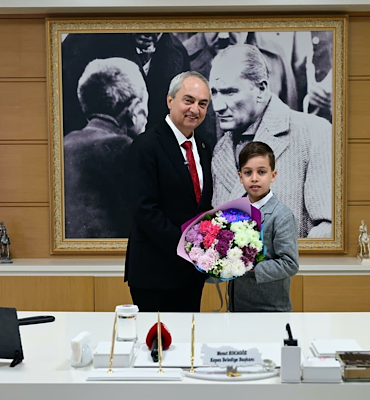 Kepez'de 23 Nisan temsili başkanlık devir töreni