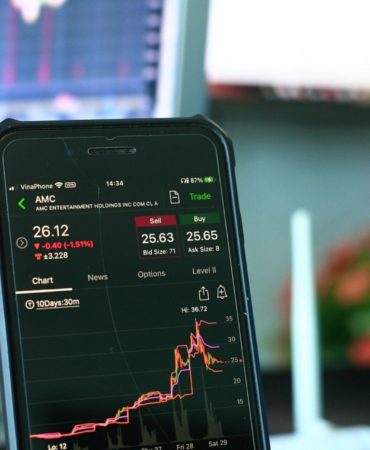 S&P 500 endeksi jeopolitik riskler ve faiz etkisiyle düşüş gösterdi