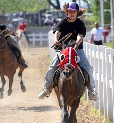 Osmangazi’de rahvan at yarışları düzenlendi