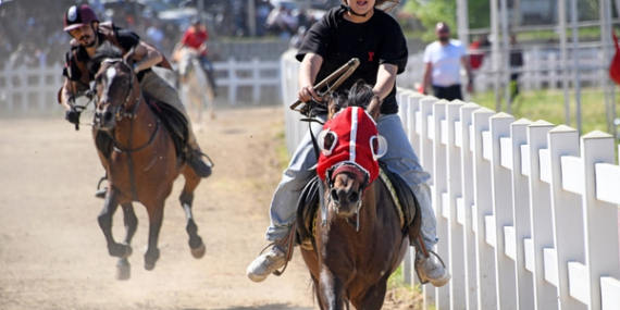 Osmangazi’de rahvan at yarışları düzenlendi